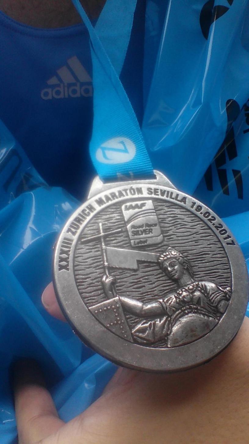 medalla maraton de Sevilla